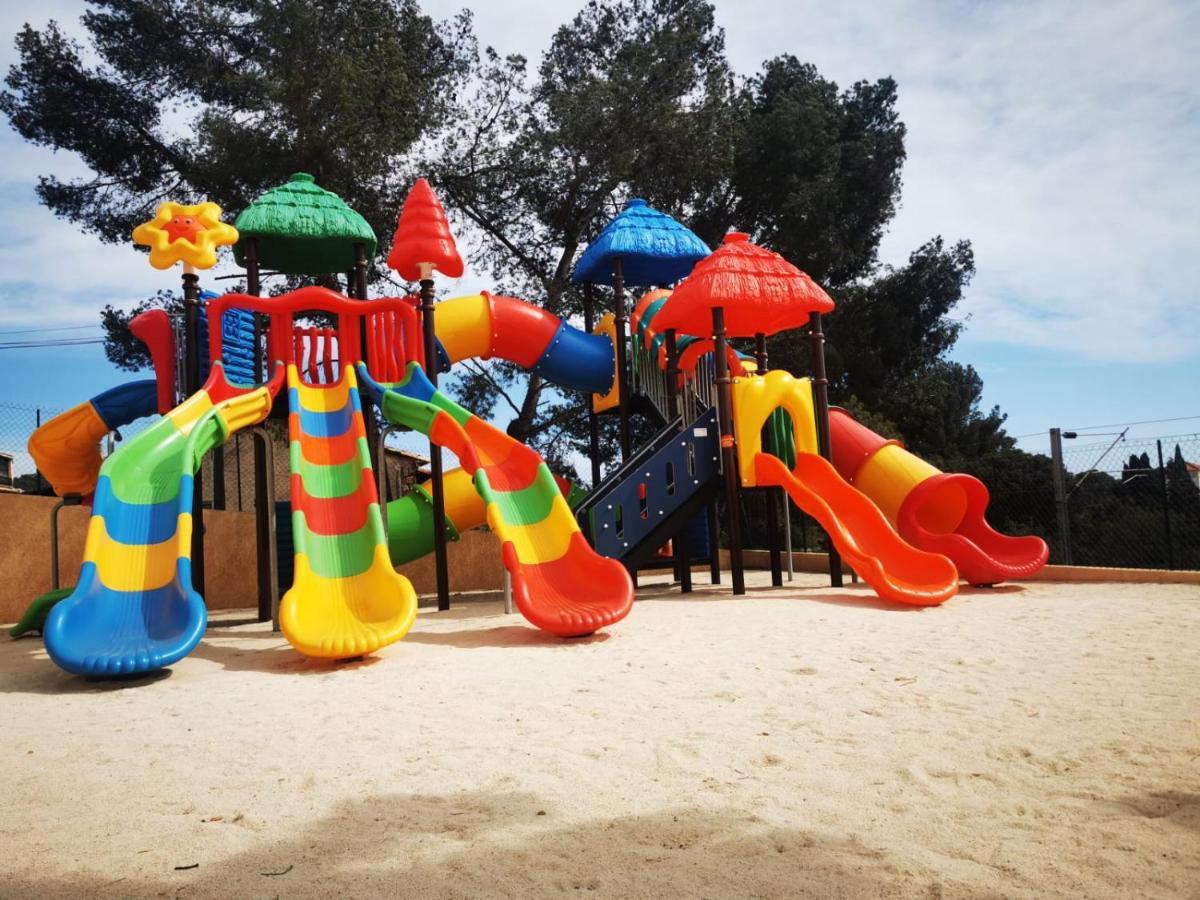 Mobil Home Neuf Camping L Ile Dor Plage St Raphael Avec Piscine Saint-Raphael  Ngoại thất bức ảnh